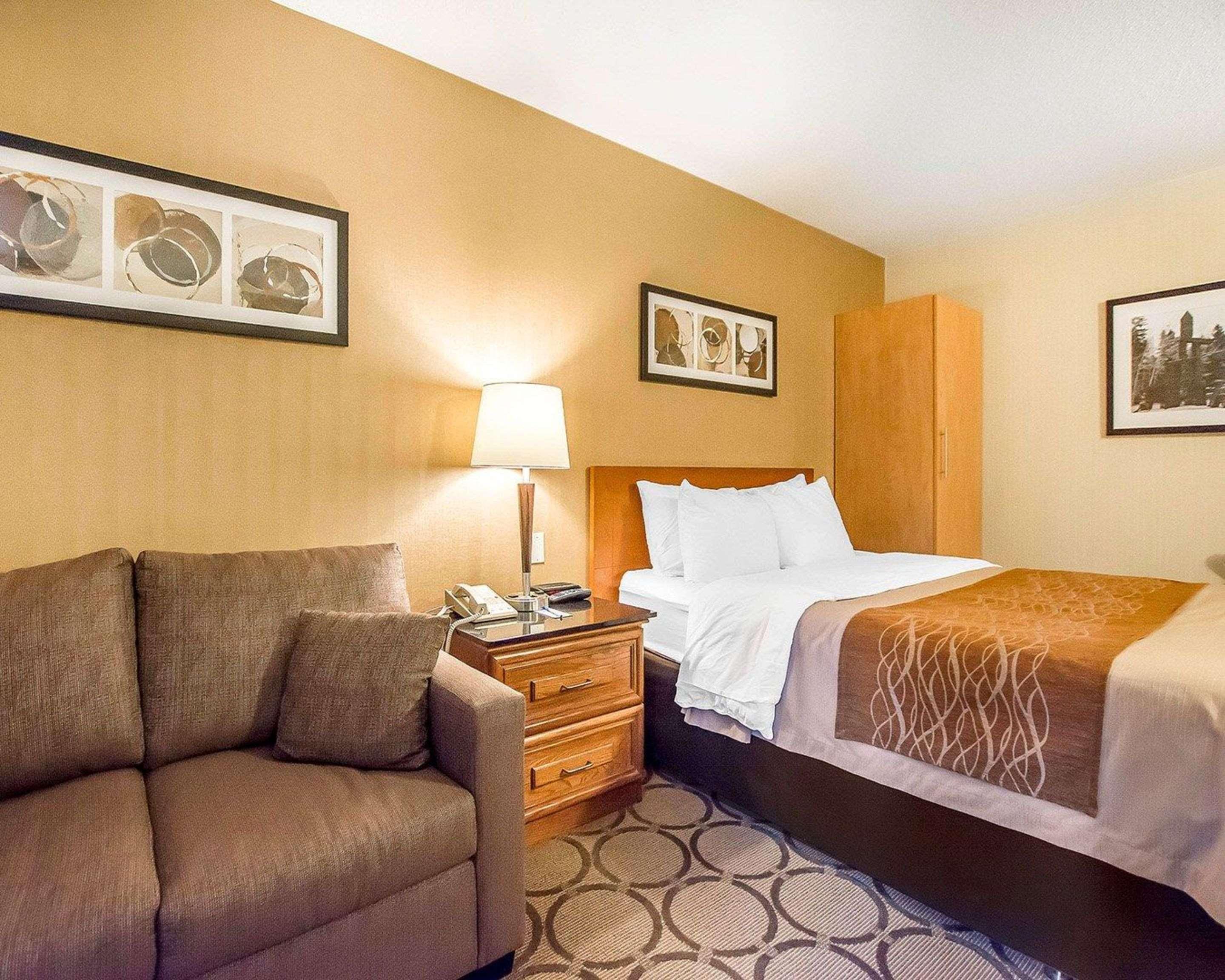 Comfort Inn Kirkland Lake Exteriér fotografie