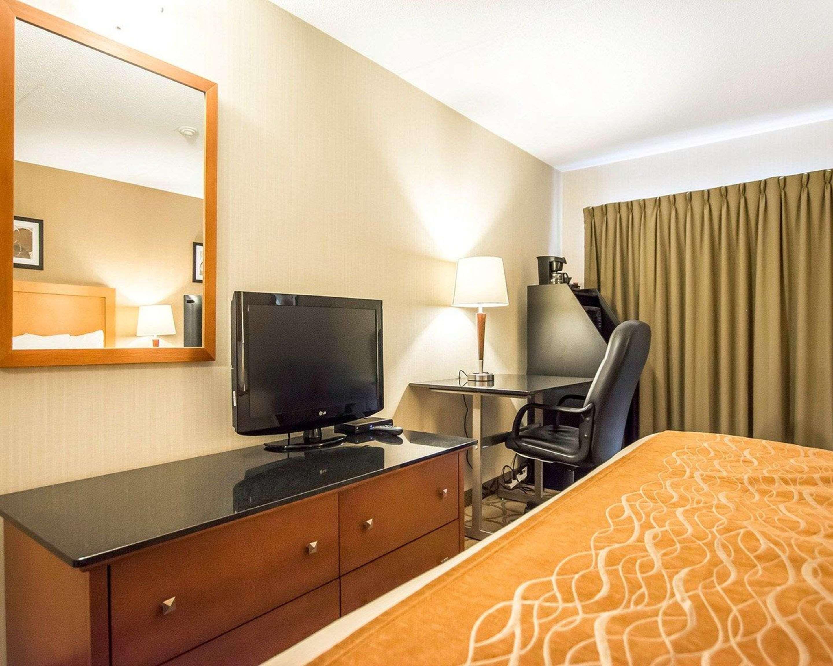 Comfort Inn Kirkland Lake Exteriér fotografie