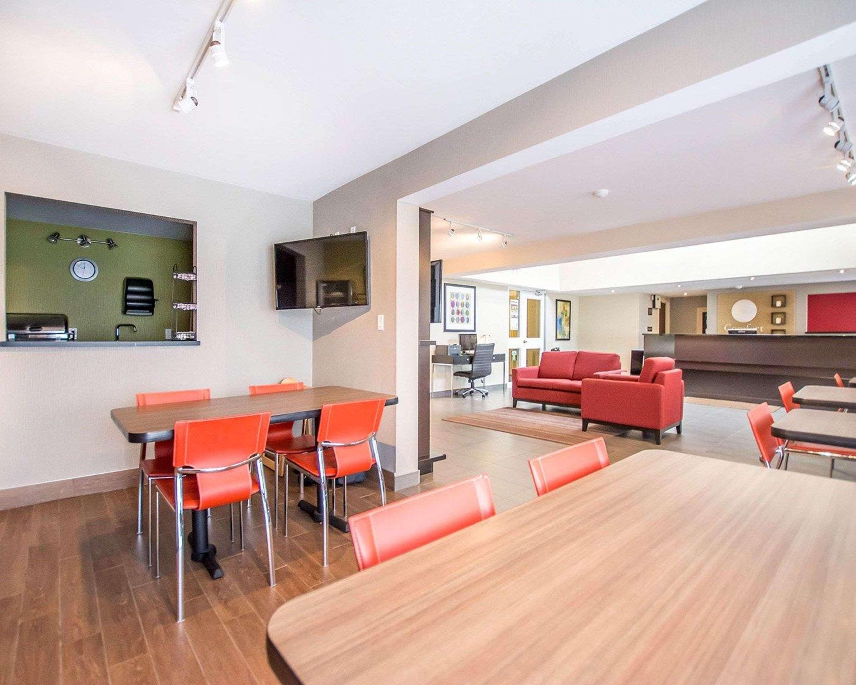 Comfort Inn Kirkland Lake Exteriér fotografie