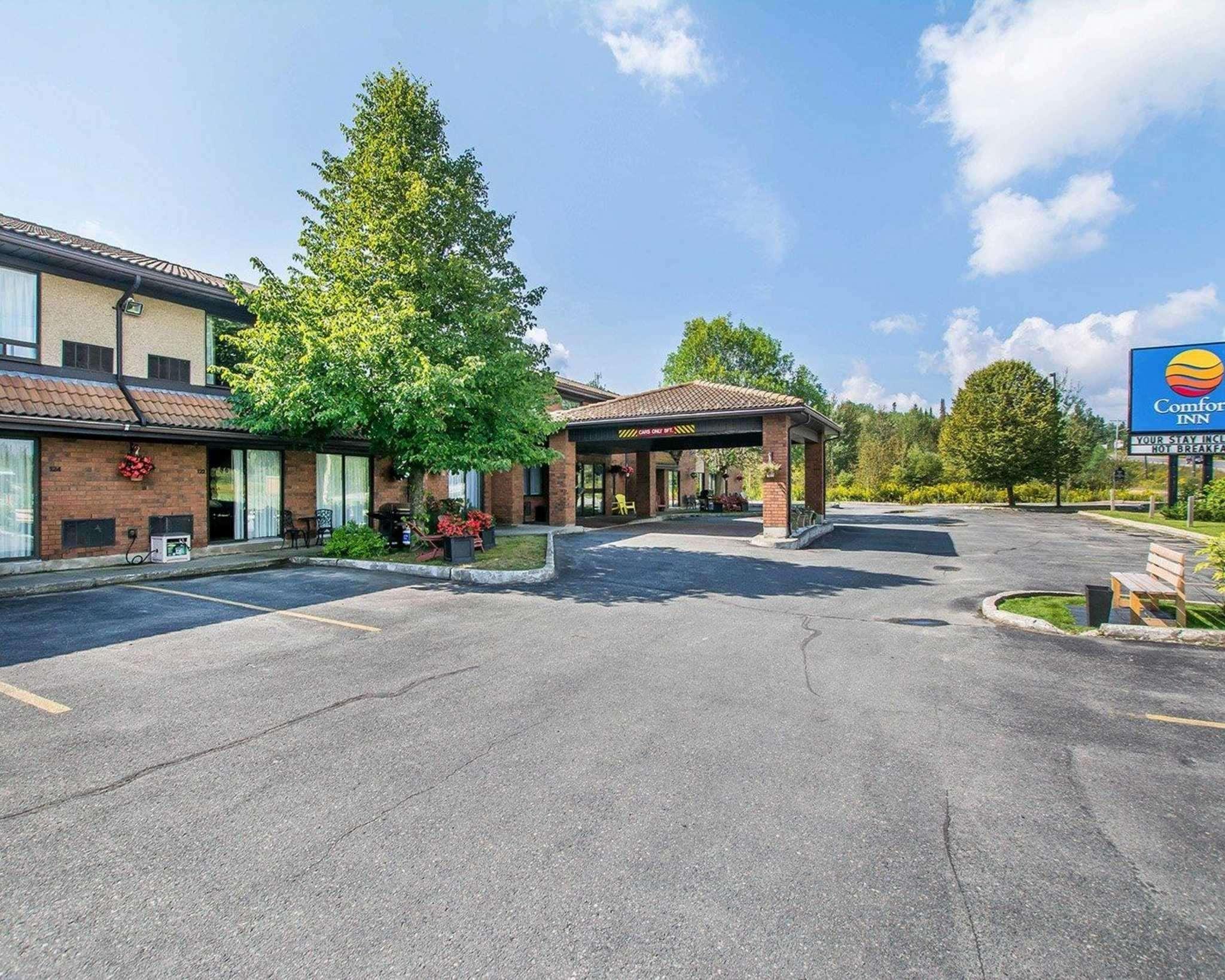 Comfort Inn Kirkland Lake Exteriér fotografie