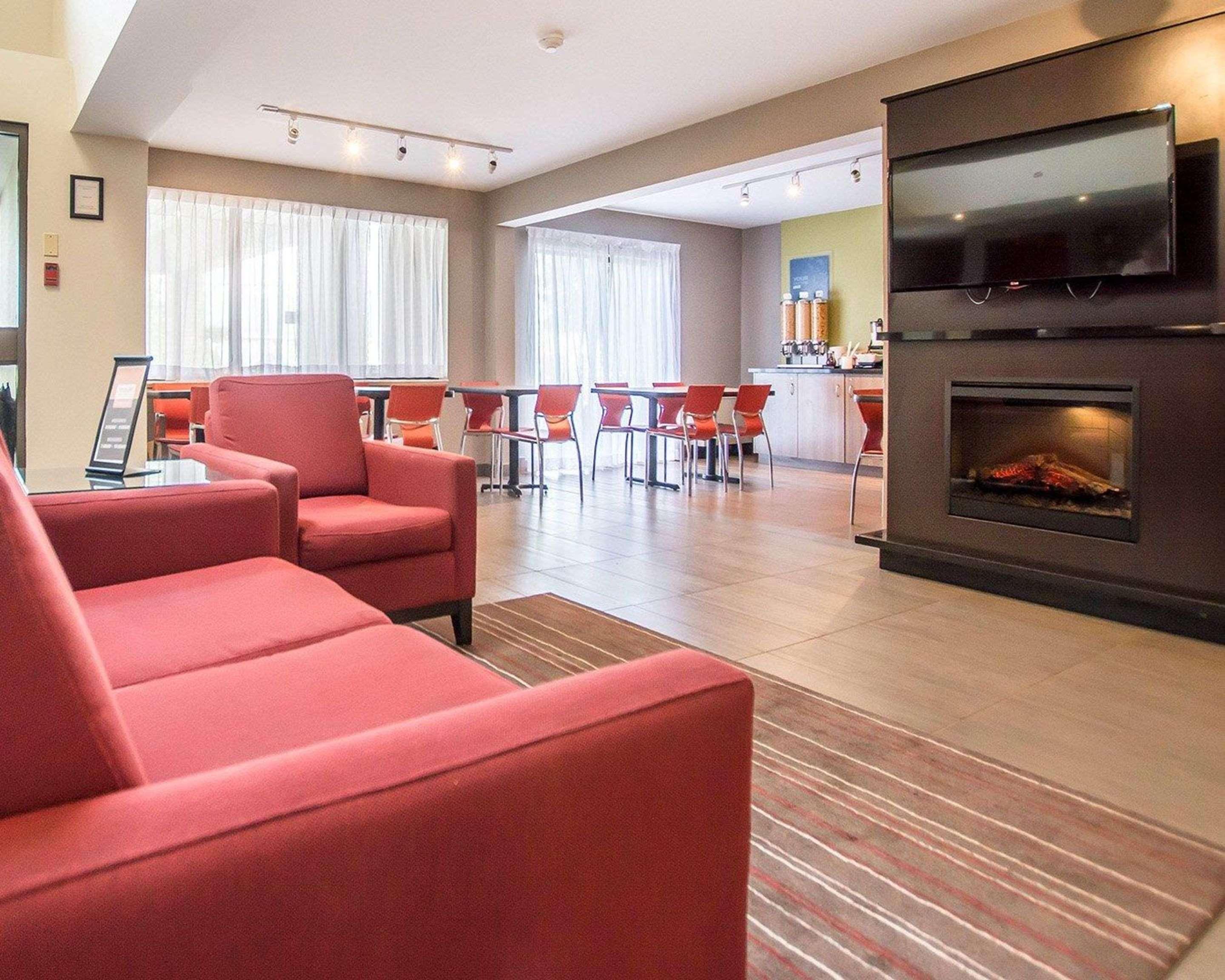 Comfort Inn Kirkland Lake Exteriér fotografie