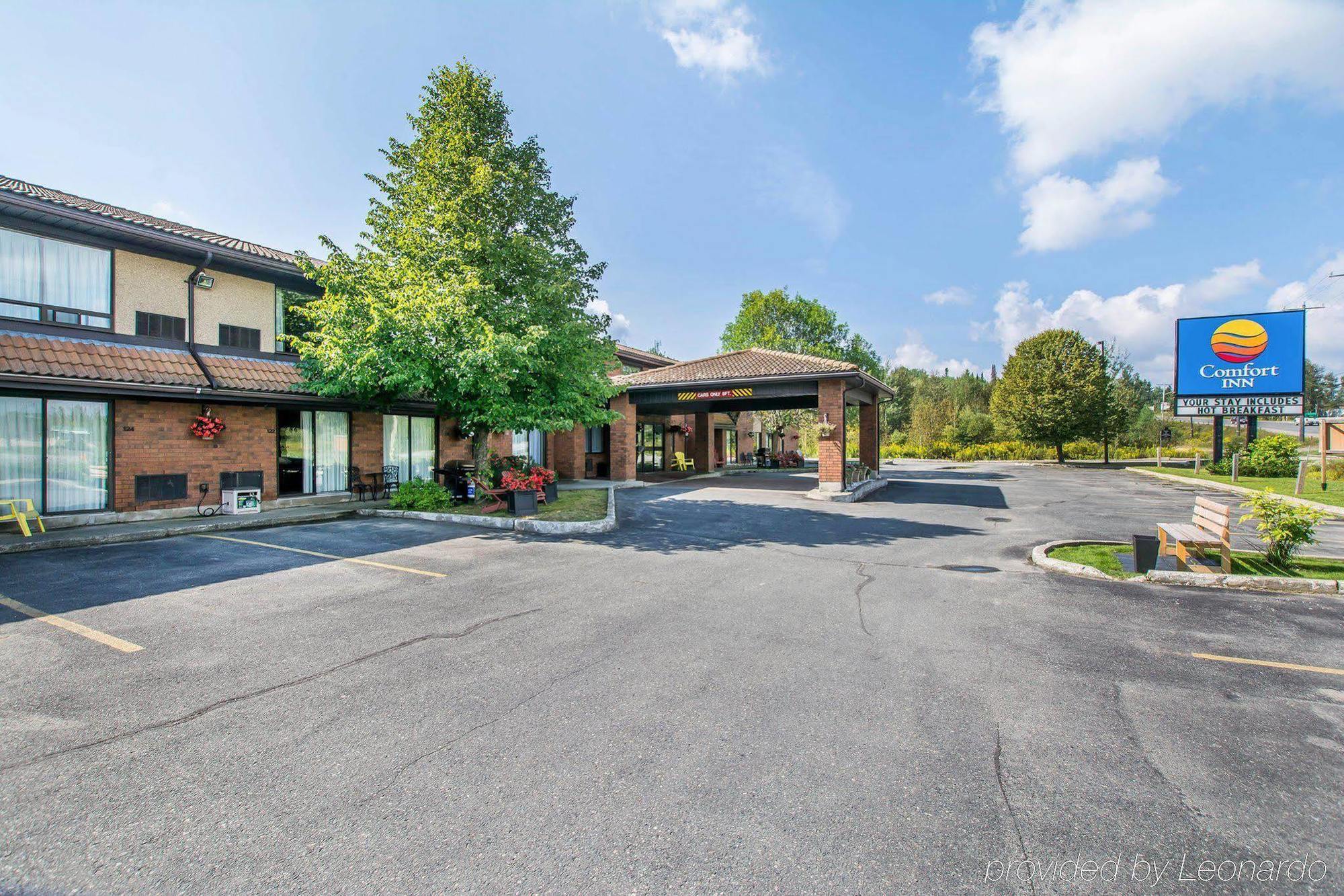 Comfort Inn Kirkland Lake Exteriér fotografie
