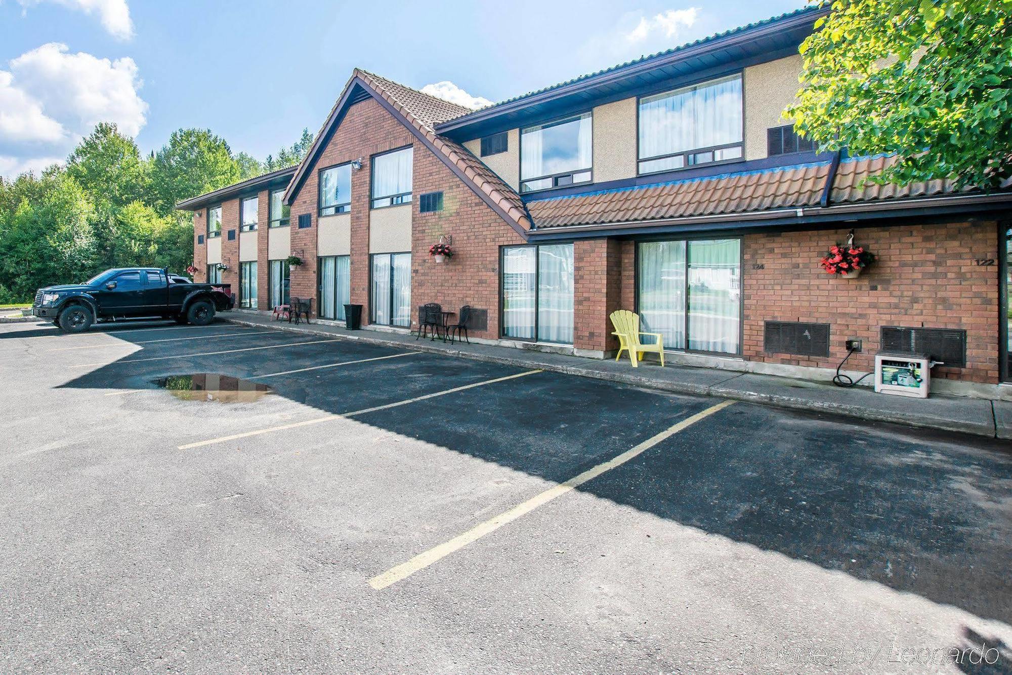 Comfort Inn Kirkland Lake Exteriér fotografie
