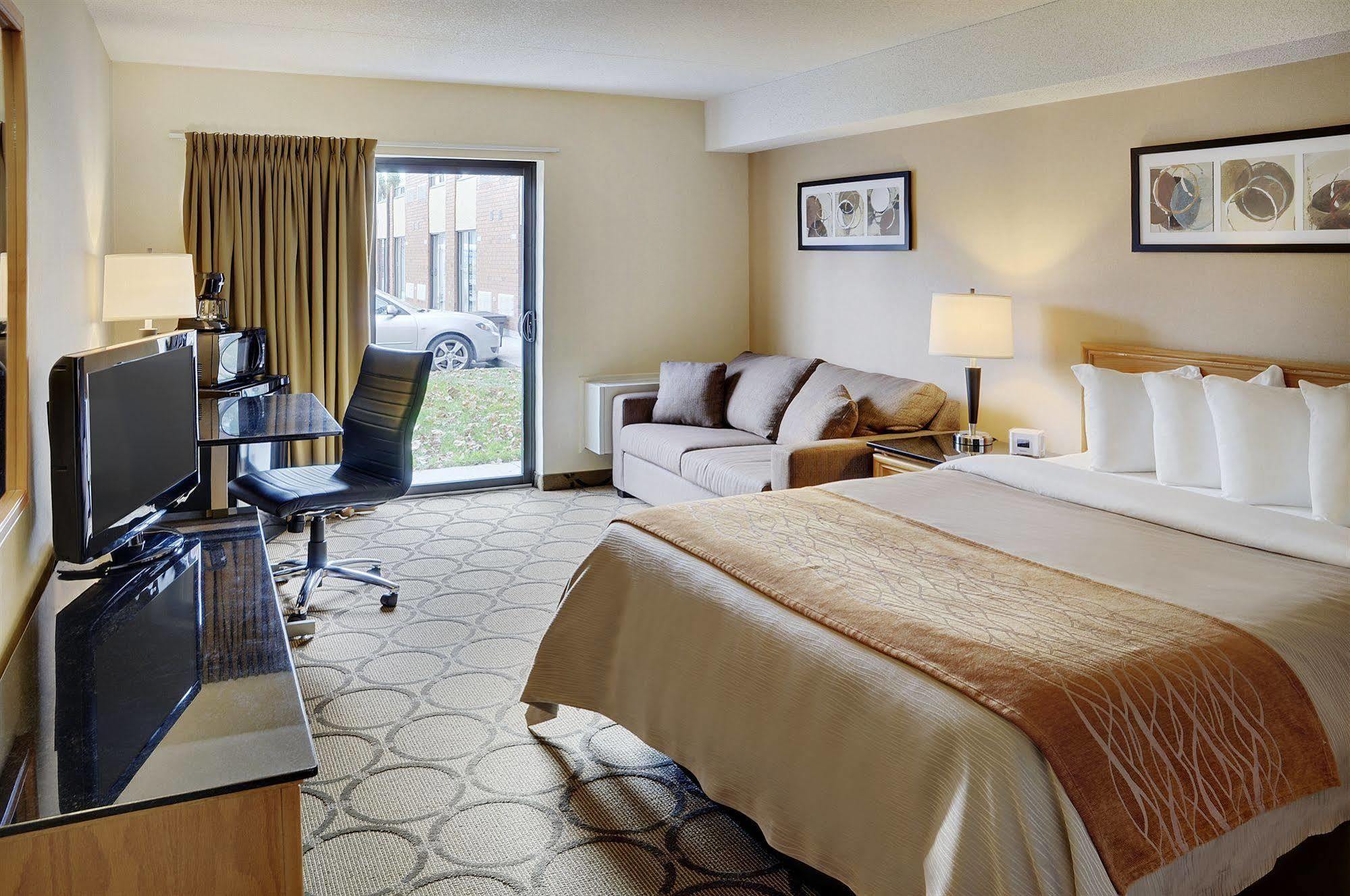 Comfort Inn Kirkland Lake Exteriér fotografie