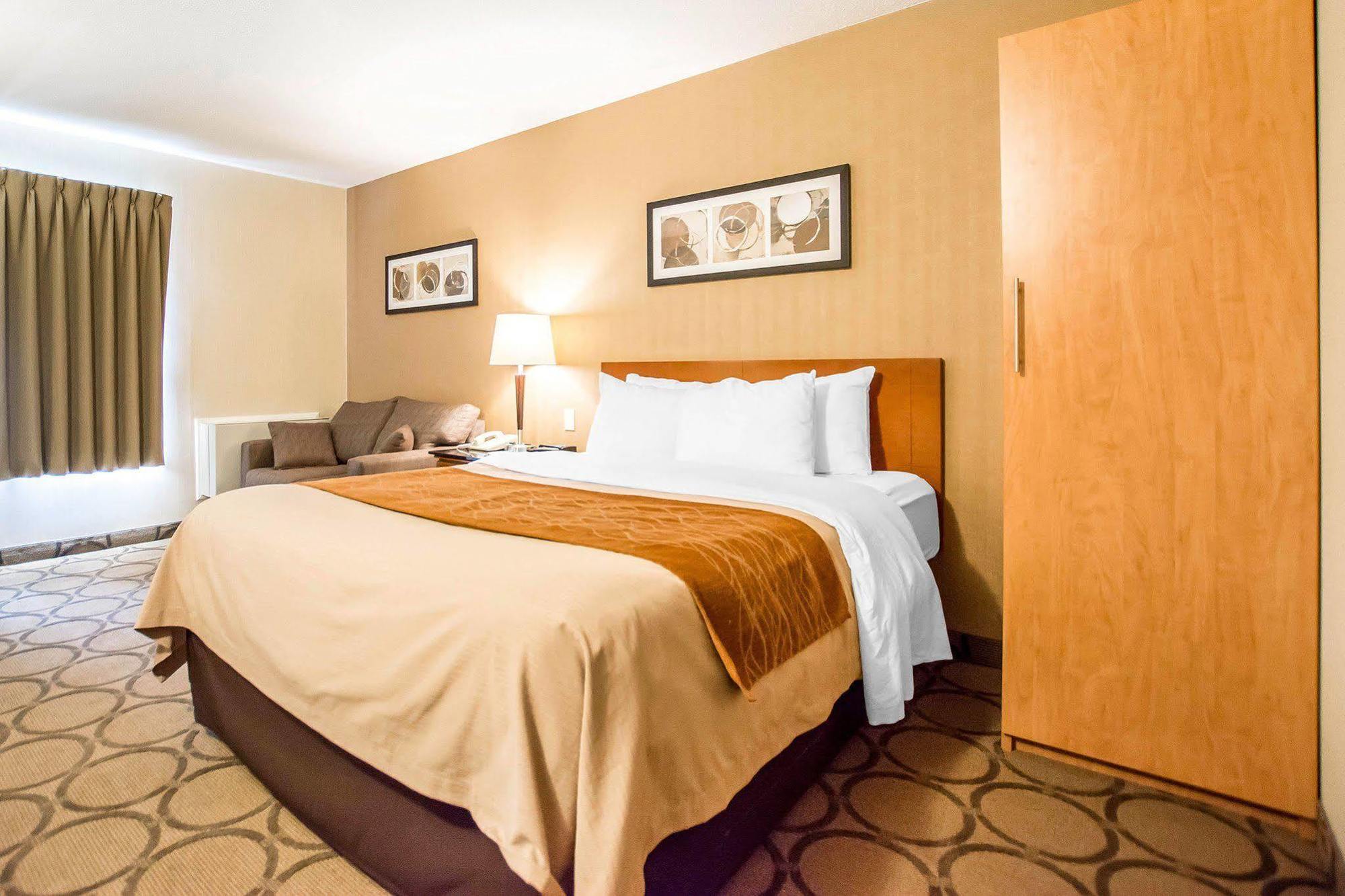 Comfort Inn Kirkland Lake Exteriér fotografie